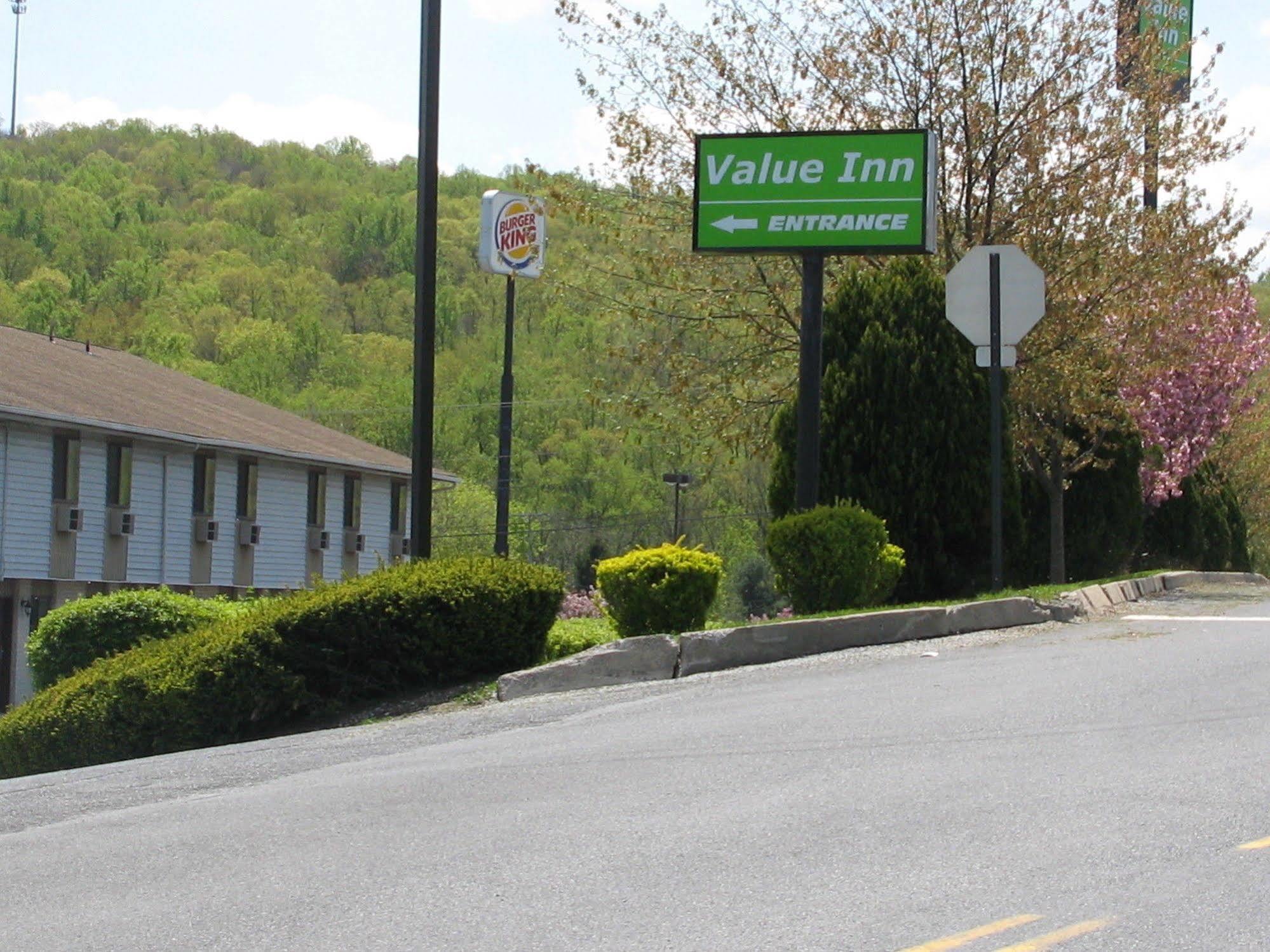 Value Inn Harrisburg-York Valley Green Esterno foto