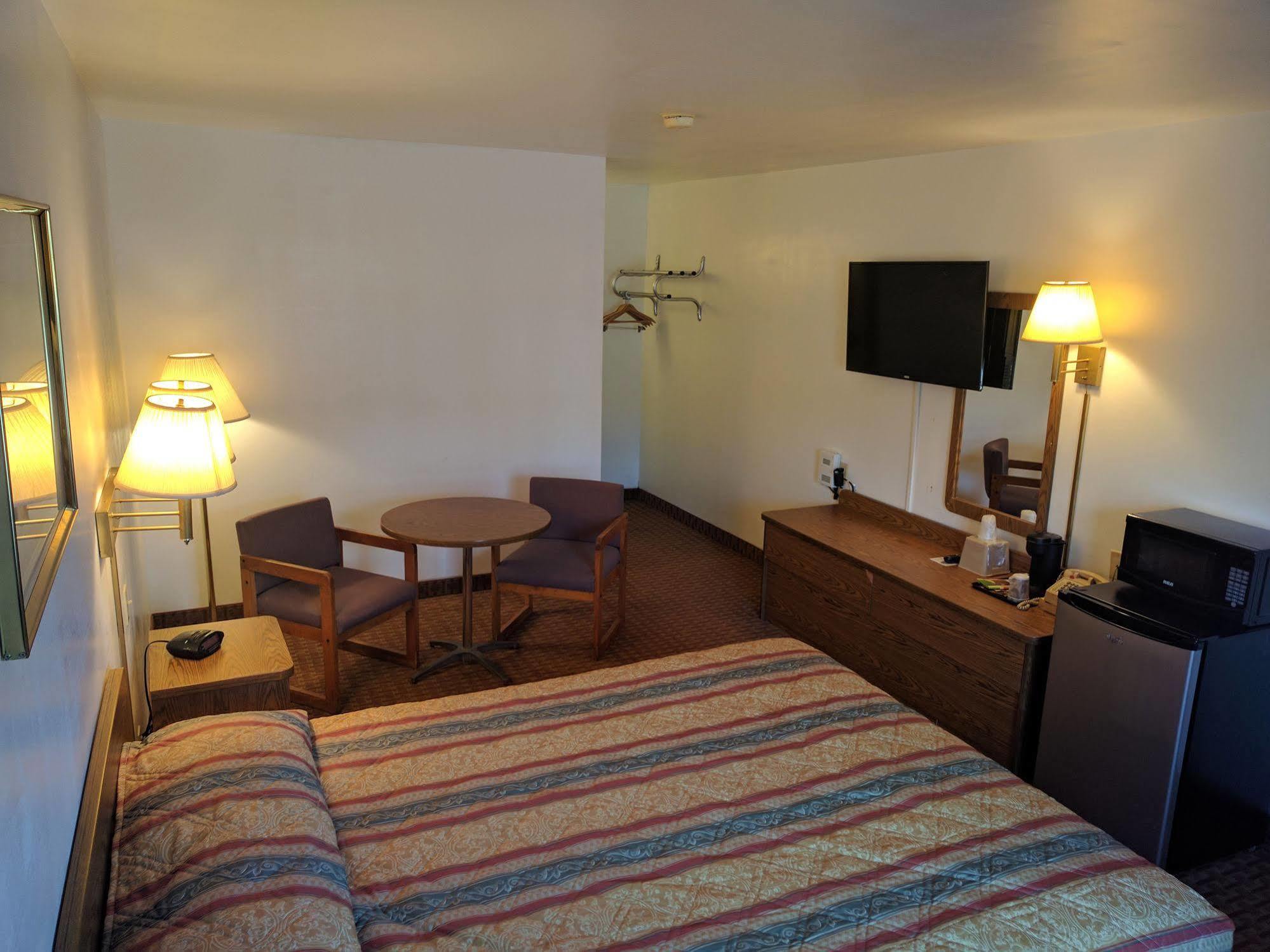 Value Inn Harrisburg-York Valley Green Esterno foto