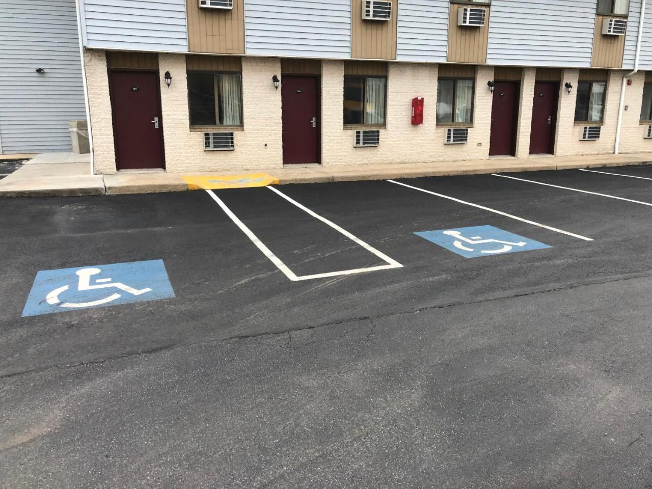 Value Inn Harrisburg-York Valley Green Esterno foto